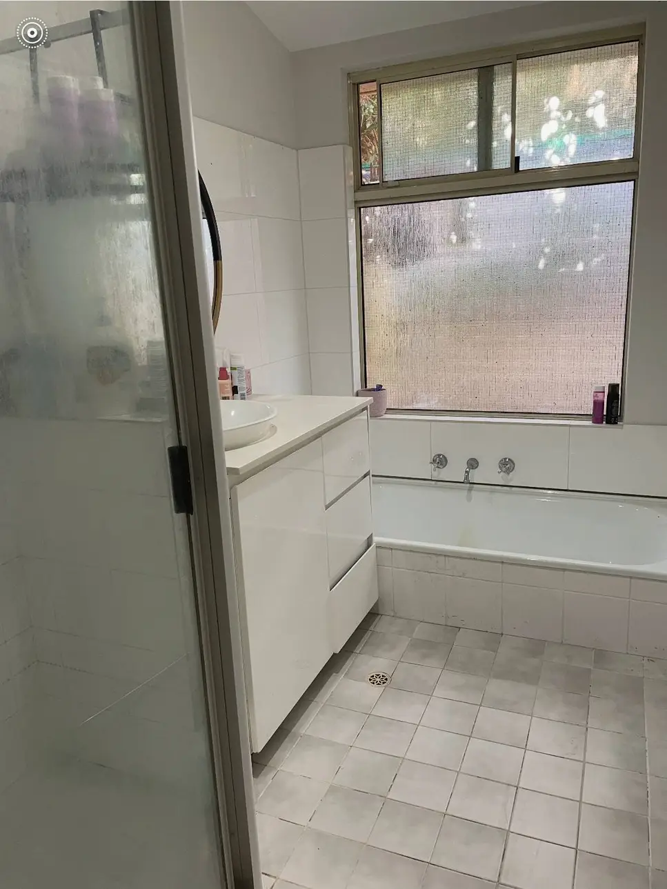 Bathroom renovation before and after - Project 2 - Before